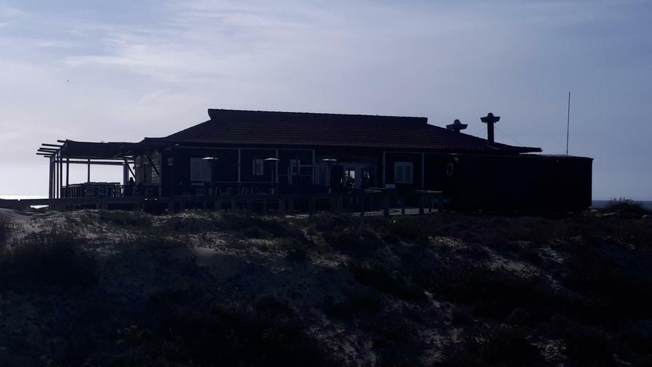 Vila Casa Ferias Melides Exteriér fotografie