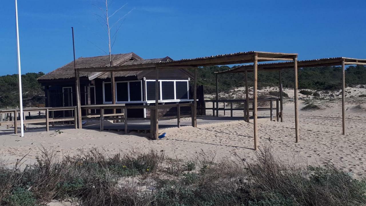 Vila Casa Ferias Melides Exteriér fotografie