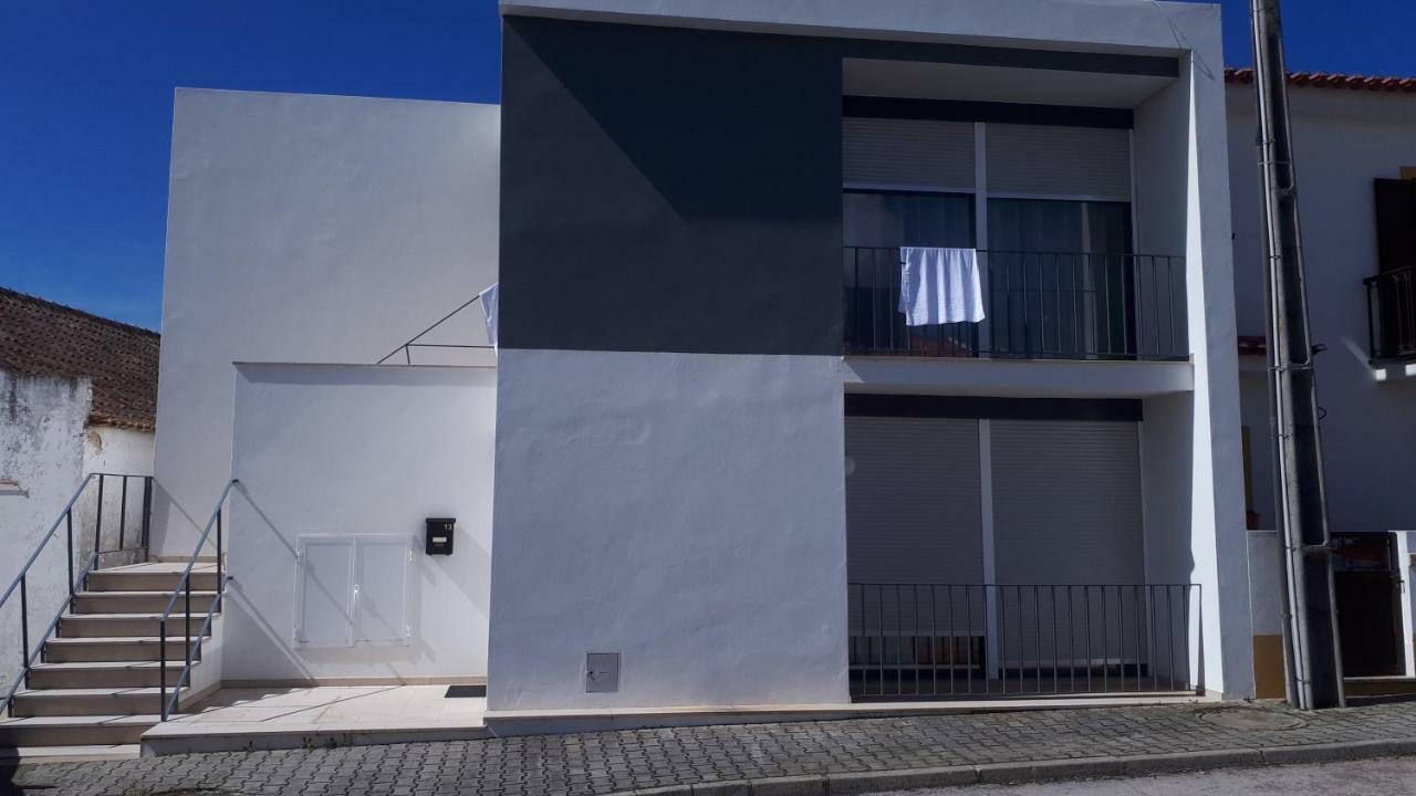 Vila Casa Ferias Melides Exteriér fotografie
